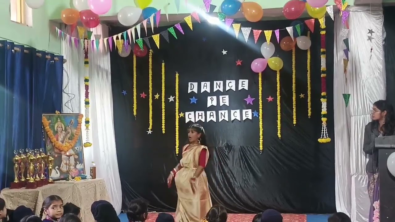छोटी बिटिया रानी का स्कूल में डांस पर चांस में final round performance 🥰🥰😘😘