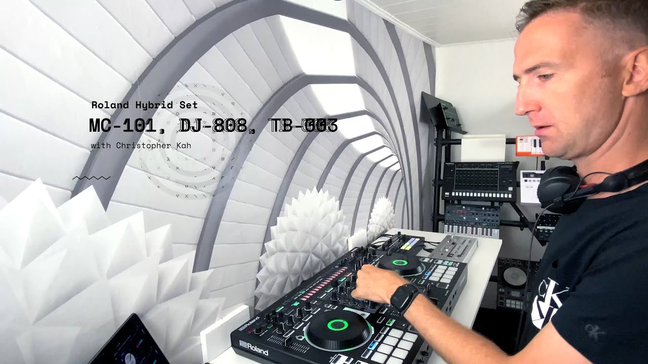 Christopher Kah | Roland Hybrid set DJ-808 x MC-101 x TB-03