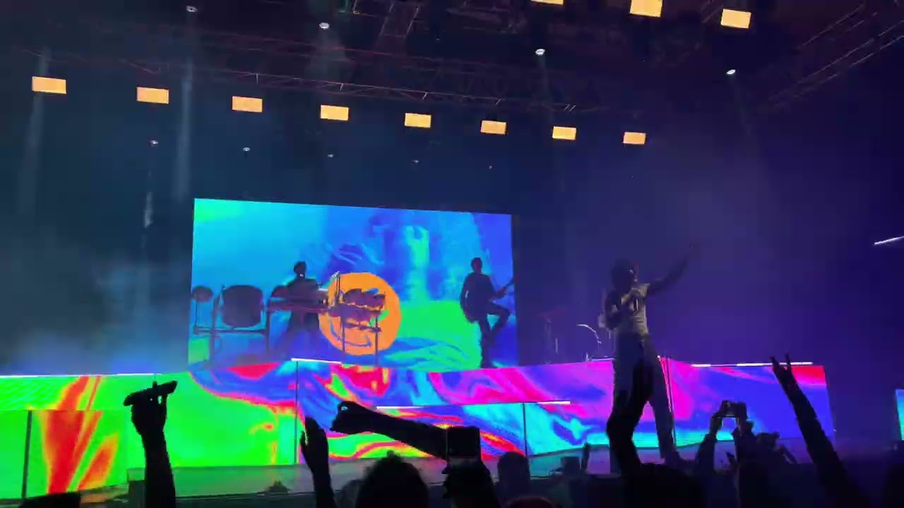 Bring Me the Horizon - Happy Song (LIVE @ Prague 2023)