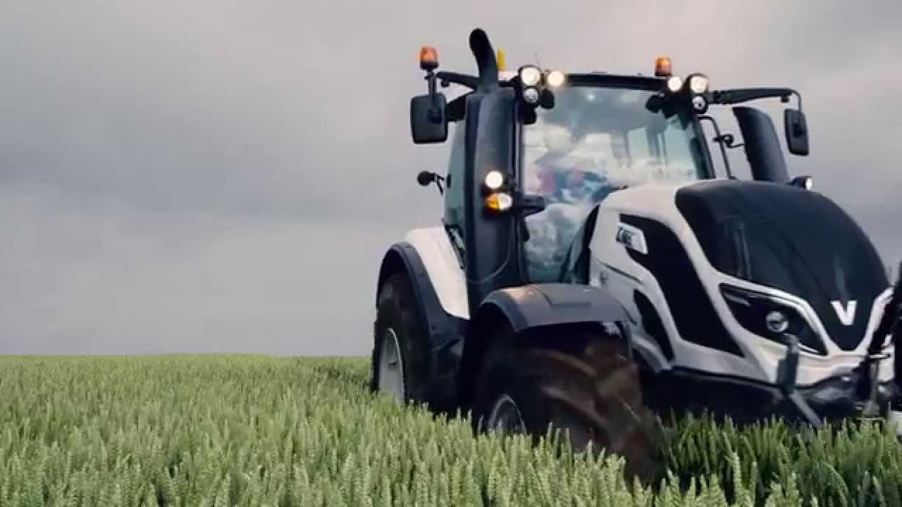 Valtra T4 testimonial film arable farmer.