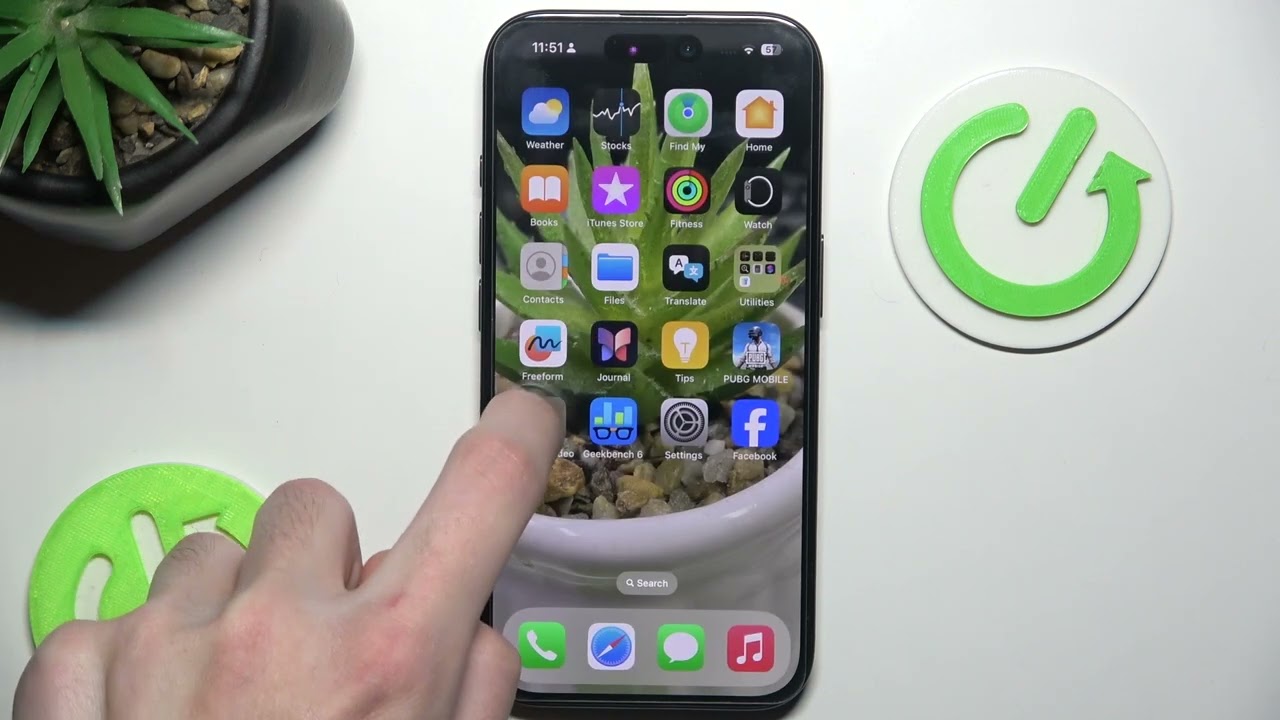 How to Remove Folder From Home Screen in iPhone 16