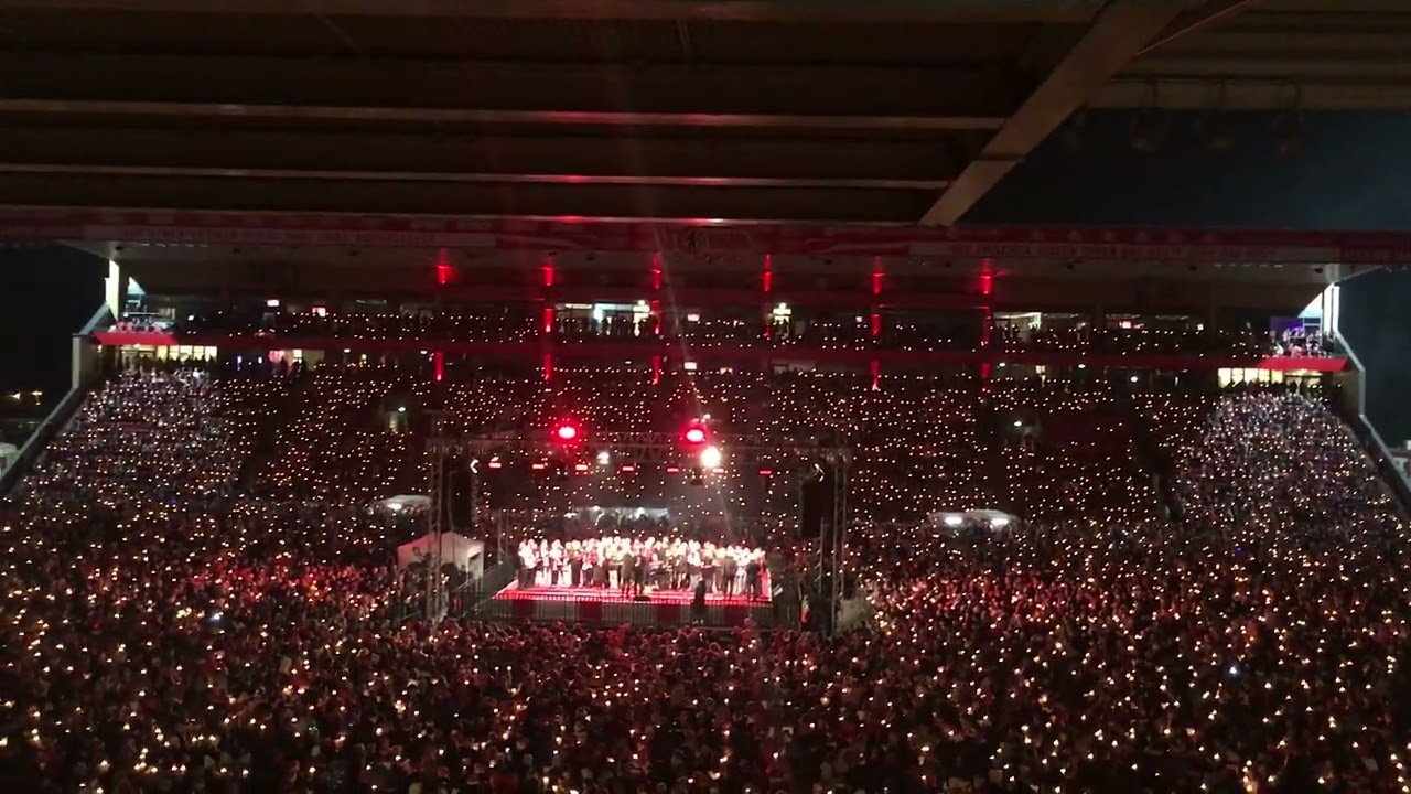 Berlin - Stadion an der Alten Försterei - Weihnachtssingen - Ihr Kinderlein, kommet