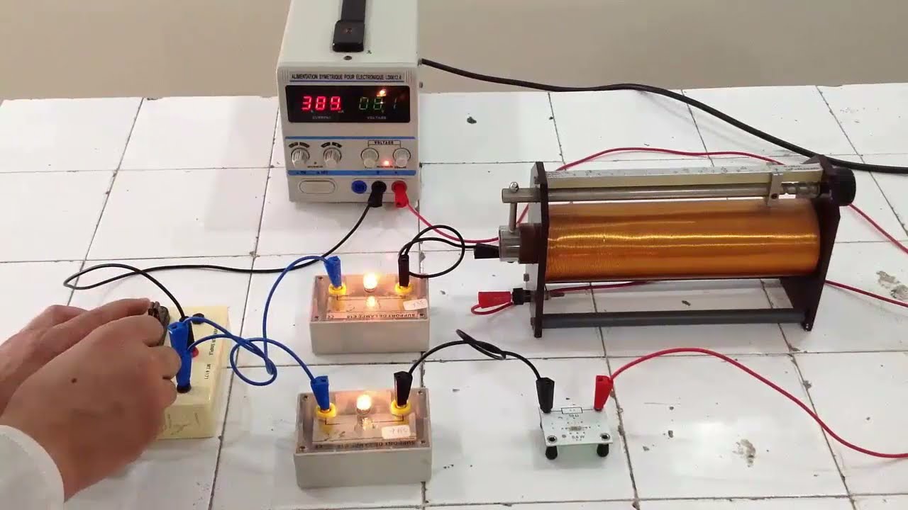 Electricit&eacute; - 2BAC (Terminale S) : Dip&ocirc;le RL - Retard &agrave; l'&eacute;tablissement du courant dans une bobine