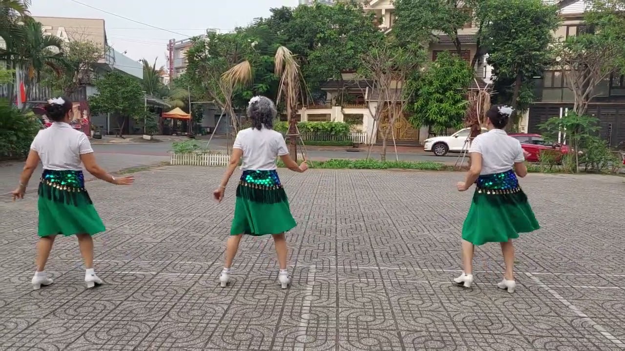 SAY MỘT ĐỜI VÌ EM - BÀI BIỂU DIỄN NHÌN TỪ HƯỚNG MẶT SAU -CLB LỚP MẪU Q 2.