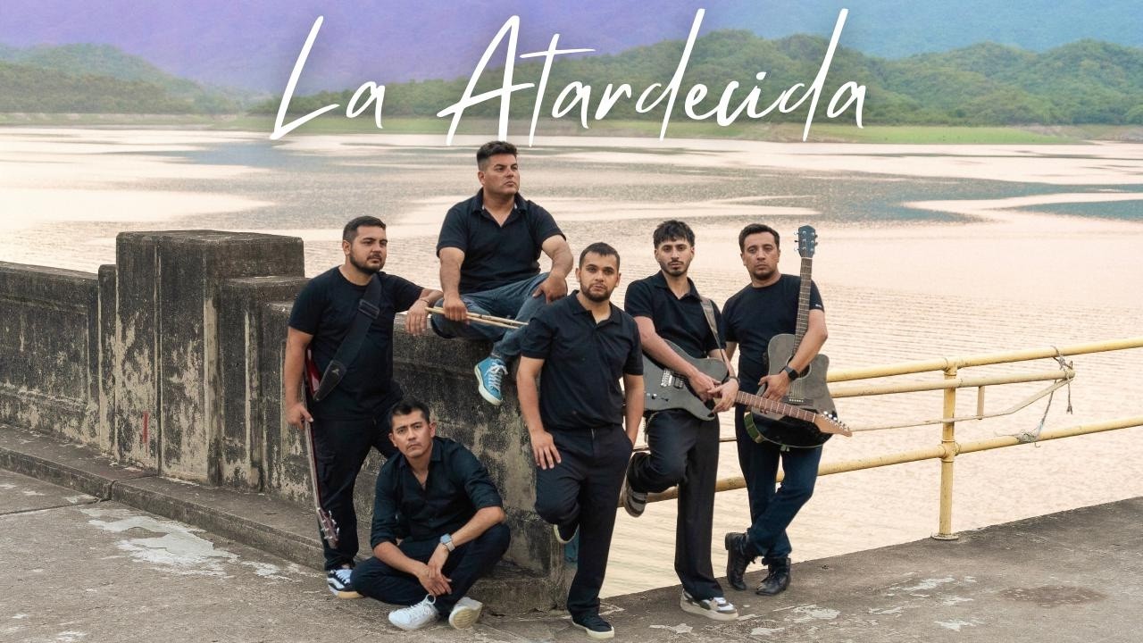 Los del Barrio - La Atardecida (Video Oficial)