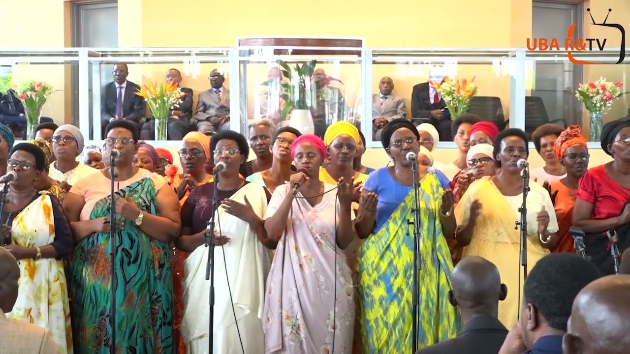 mana niwewe waduhaye vyose choir senga