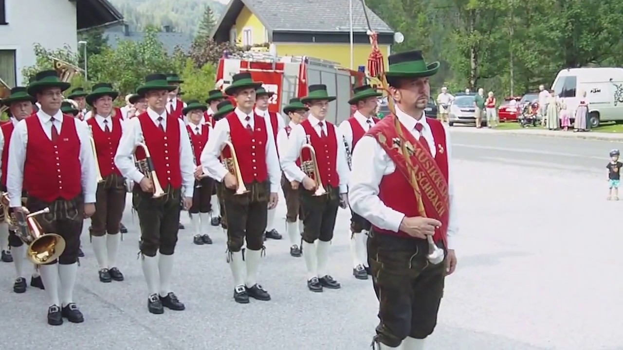 Musikverein Aschbach in Wildalpen, Einzug mit dem Spielmannsgruß