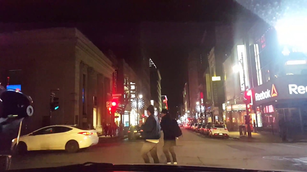 مونتريال ليلا Montreal by night