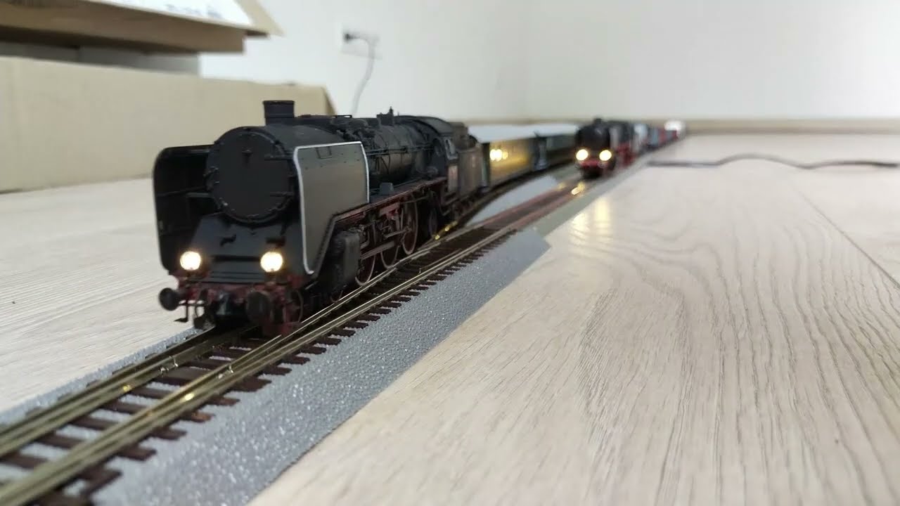 Parowozy Pm2 i Ot1 na nowych torach