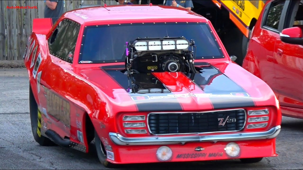 Nostalgia Funny Cars Heat Up Cordova Dragway - Summer Nationals