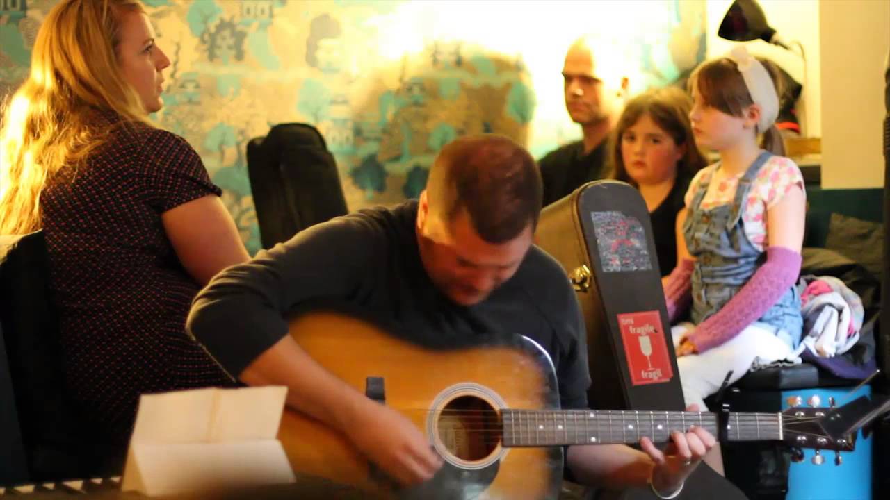 Joe McKenna - Margarita (Live from Wall and Keogh, August 2012)