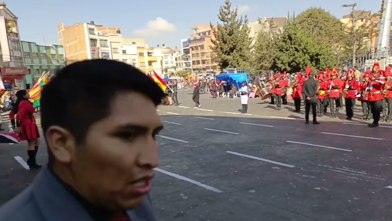 🔴🟡🟢 Desfile Cívico Escolar 2024 Zona 16 de Julio Alto La Paz conmemorando199 años de independencia🇧🇴