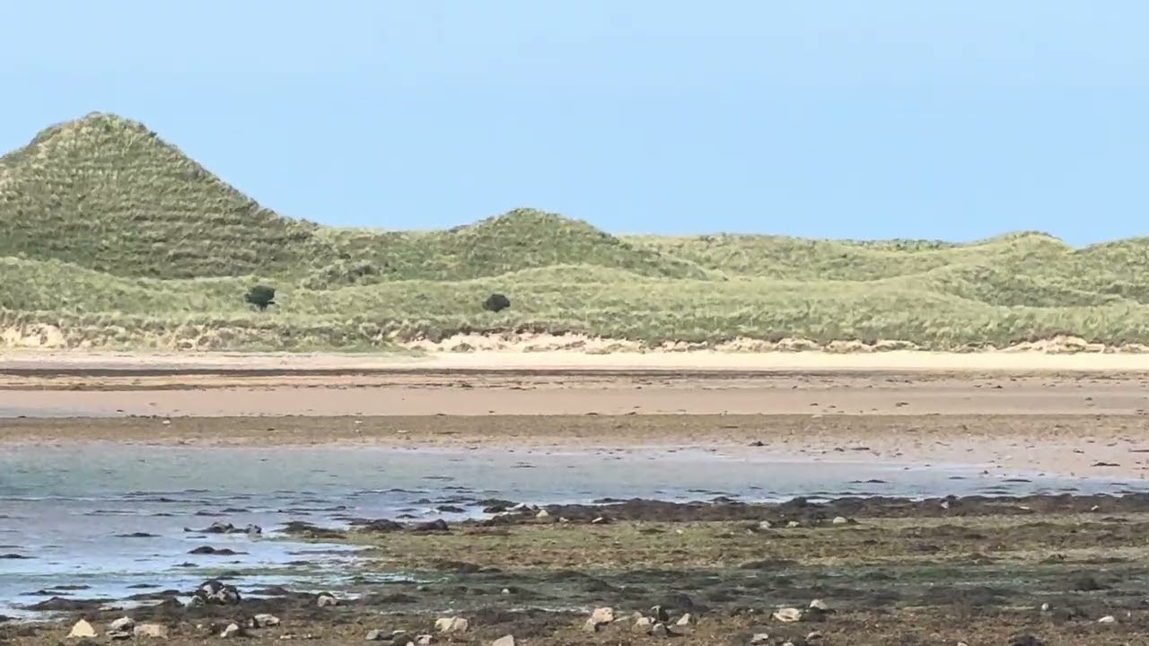 Picnic area just before Five Fingers Strand
