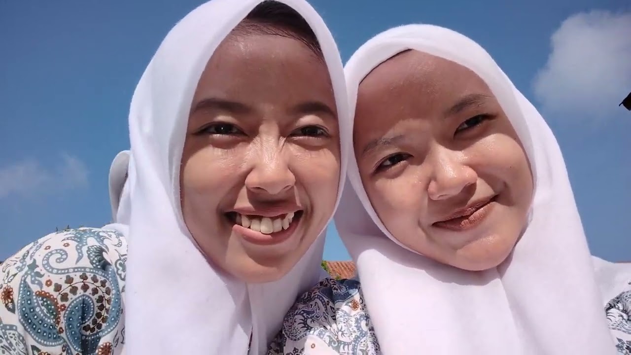 LANGITNYAA LUCHUU BIRUUUU