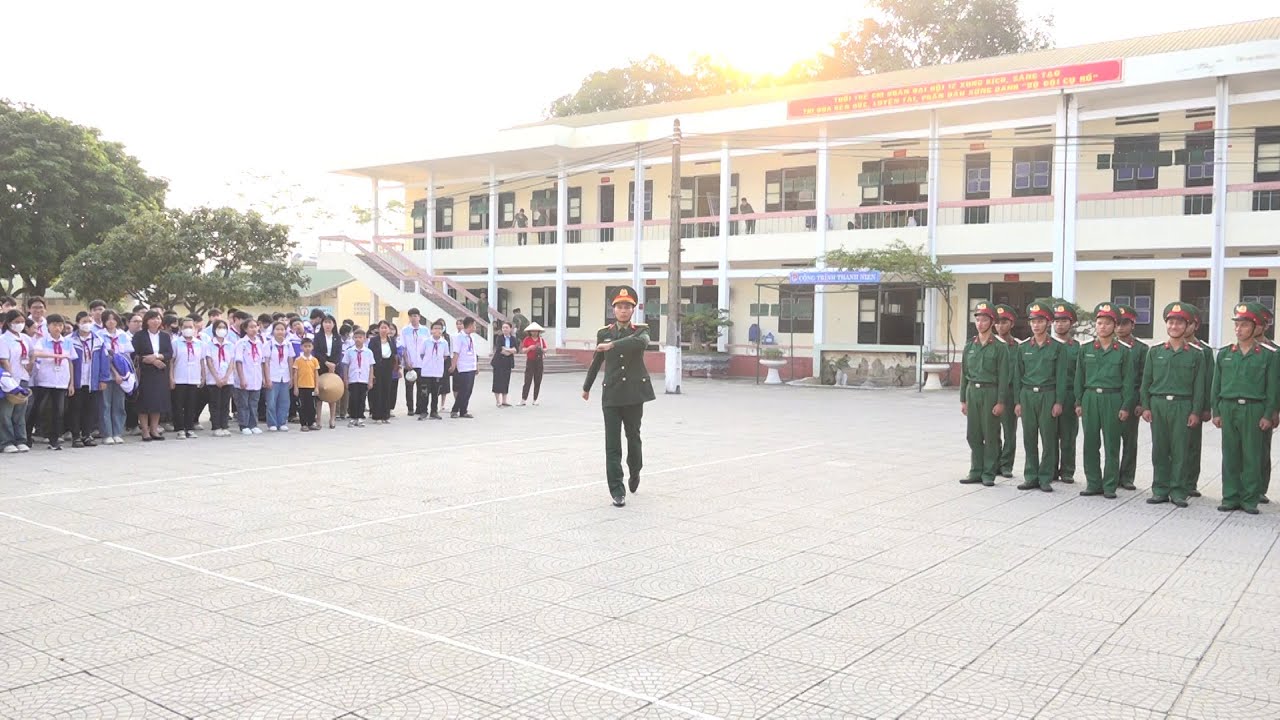 TRUNG ĐOÀN 209: LÀM TỐT CÔNG TÁC GIÁO DỤC TRUYỀN THỐNG CHO THẾ HỆ TRẺ