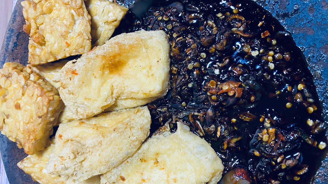 Menu akhir bulan tahu tempe penyet sambel kecap #menusarapanpagi #sambelkecap #menuakhirbulan 