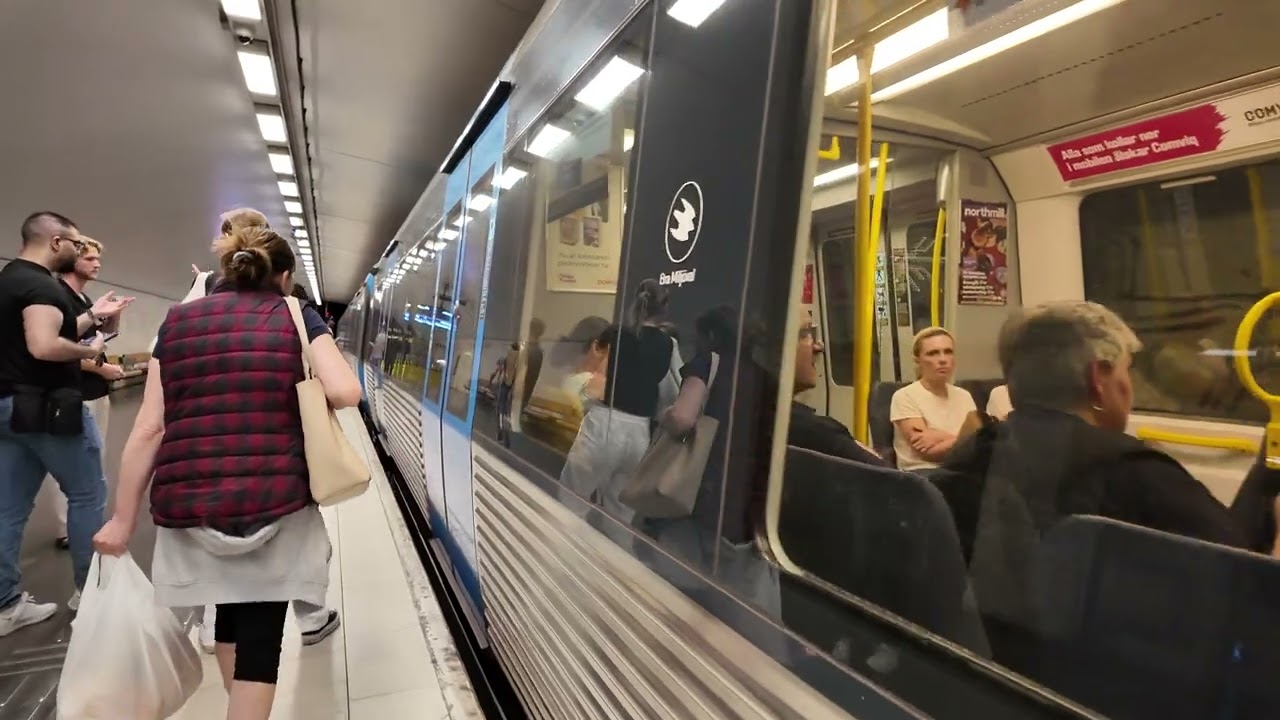 Sweden, Stockholm, subway ride from Östermalmstorg to T-Centralen