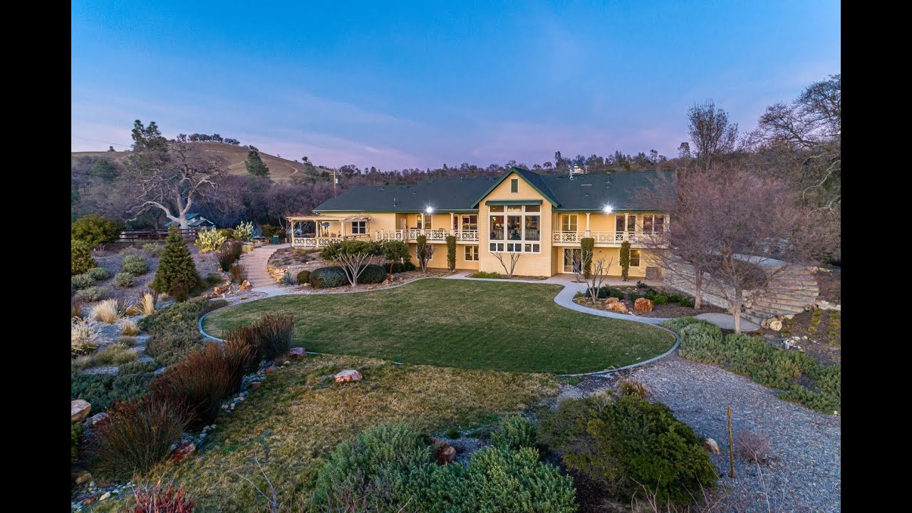 Majestic Ranch Estate in San Miguel, California | Sotheby's International Realty