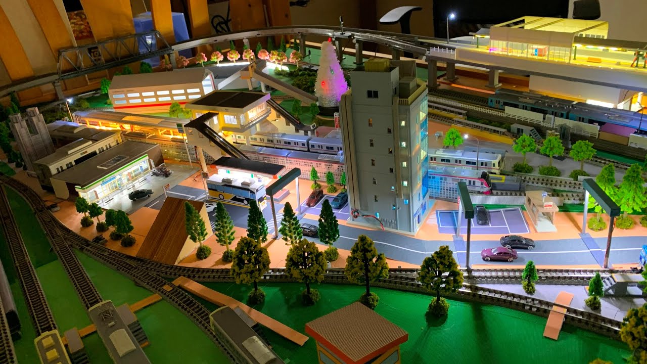 Nゲージ　鉄道模型　ベッドレイアウト　夜景