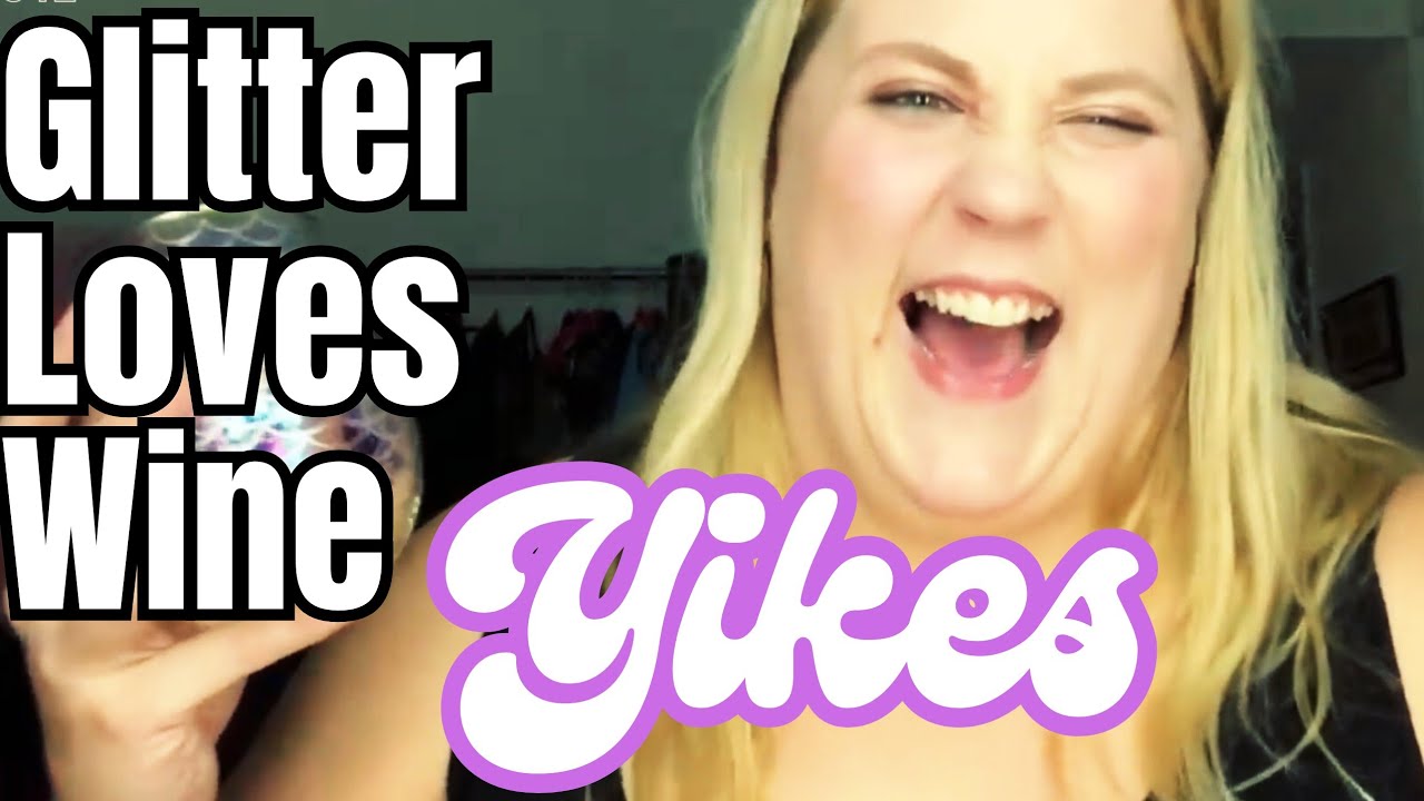 Glitterandlazers Loves Wine And Pretends To Love Herself | Retro Reaction 