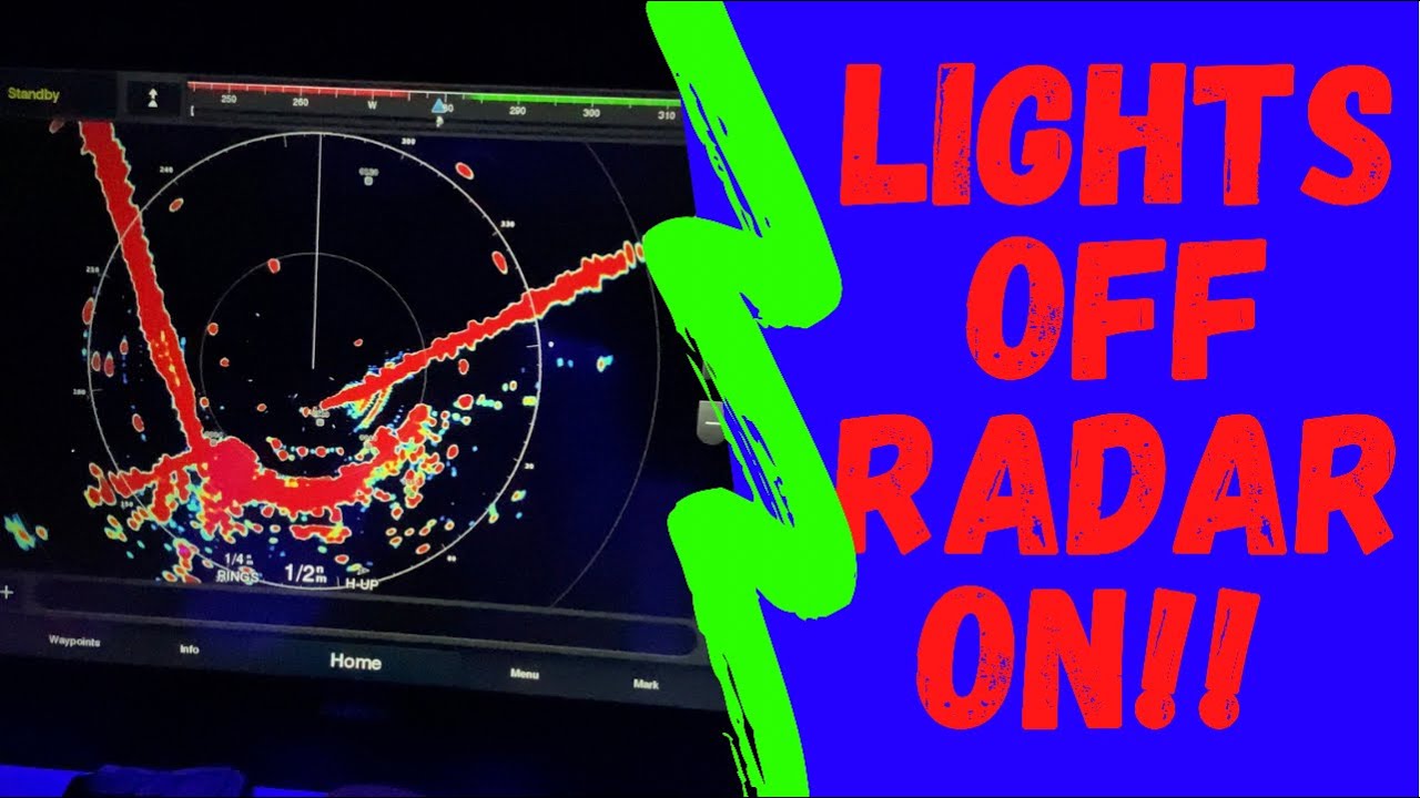 Как безопасно управлять лодкой ночью