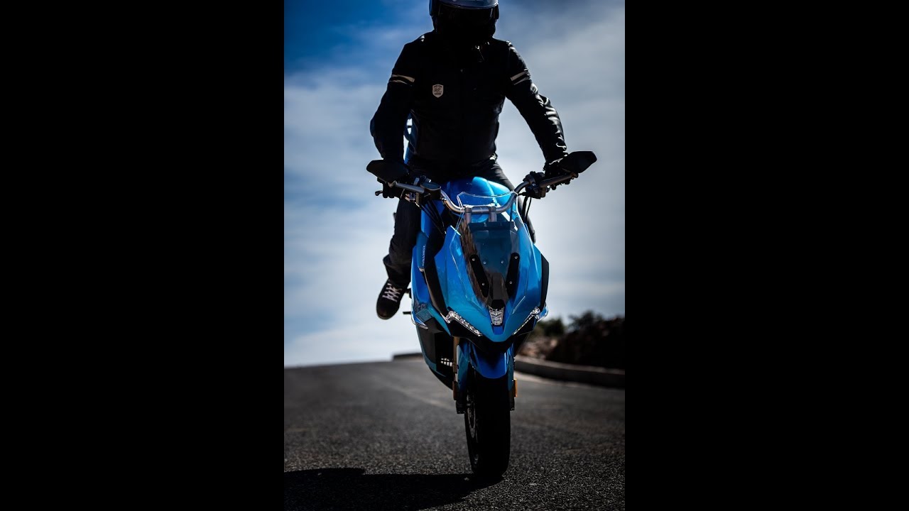 Zontes 310T Test Ride Moto in Action
