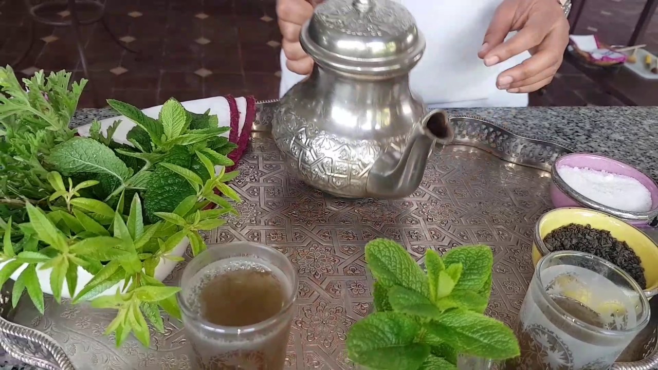 How to make Moroccan tea/الشاي المغربي بالنعناع
