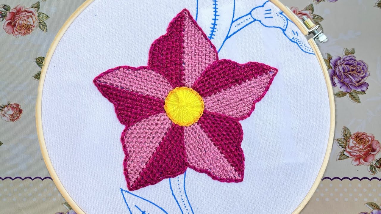 Flor bordada con puntada de relleno🌸puntadas fáciles💜
