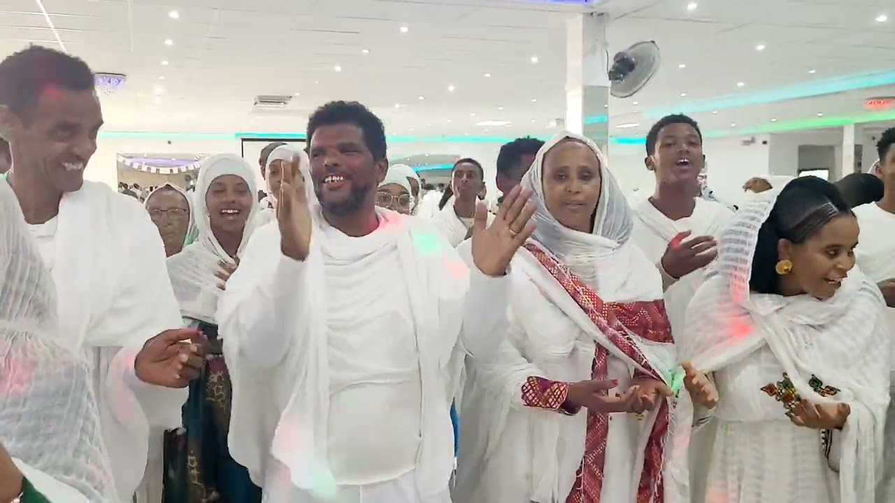 ከብካብ ድያቆን ማሓሪ ምስ መዘምር ሙቖት        ኣምላኽ ቃልኪዳንኩም ይባርኽ