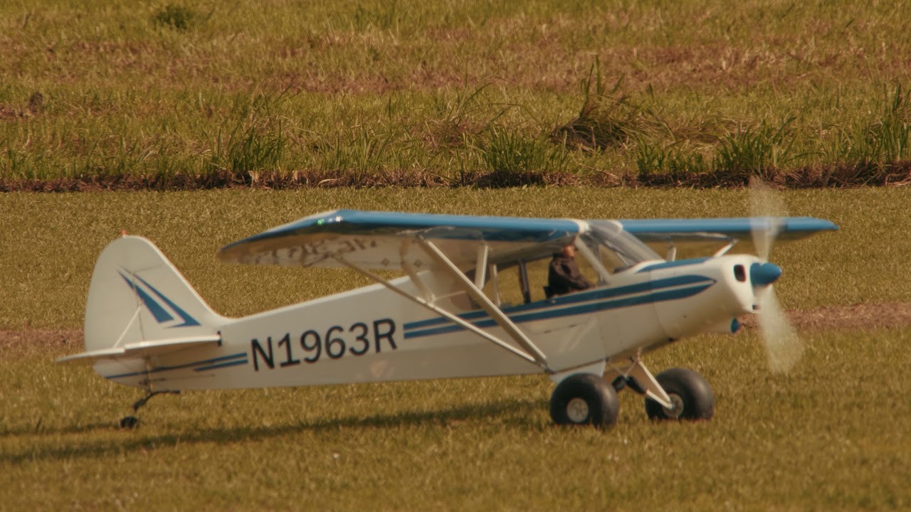 Hangar 9 PA-18 SUPER CUB Customized for Scale