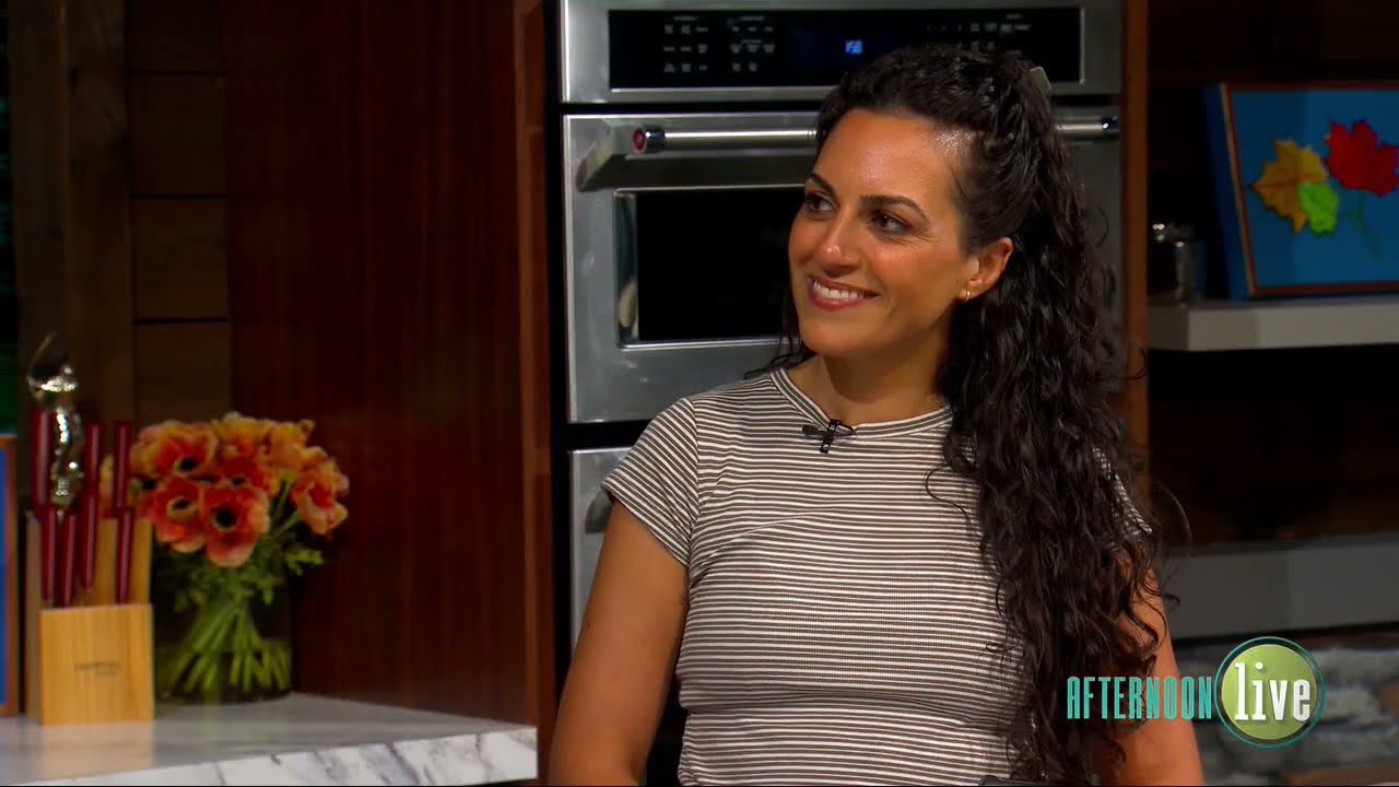 Candice Walker Makes Saffron Cardamom Infused Honey