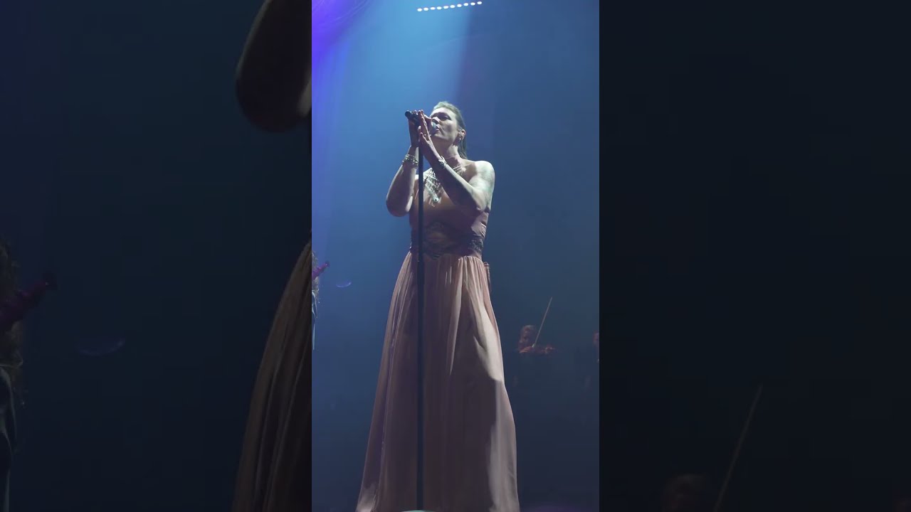 Floor Jansen - Invincible - 2025-12-02 @ Strijdlust Eindhoven