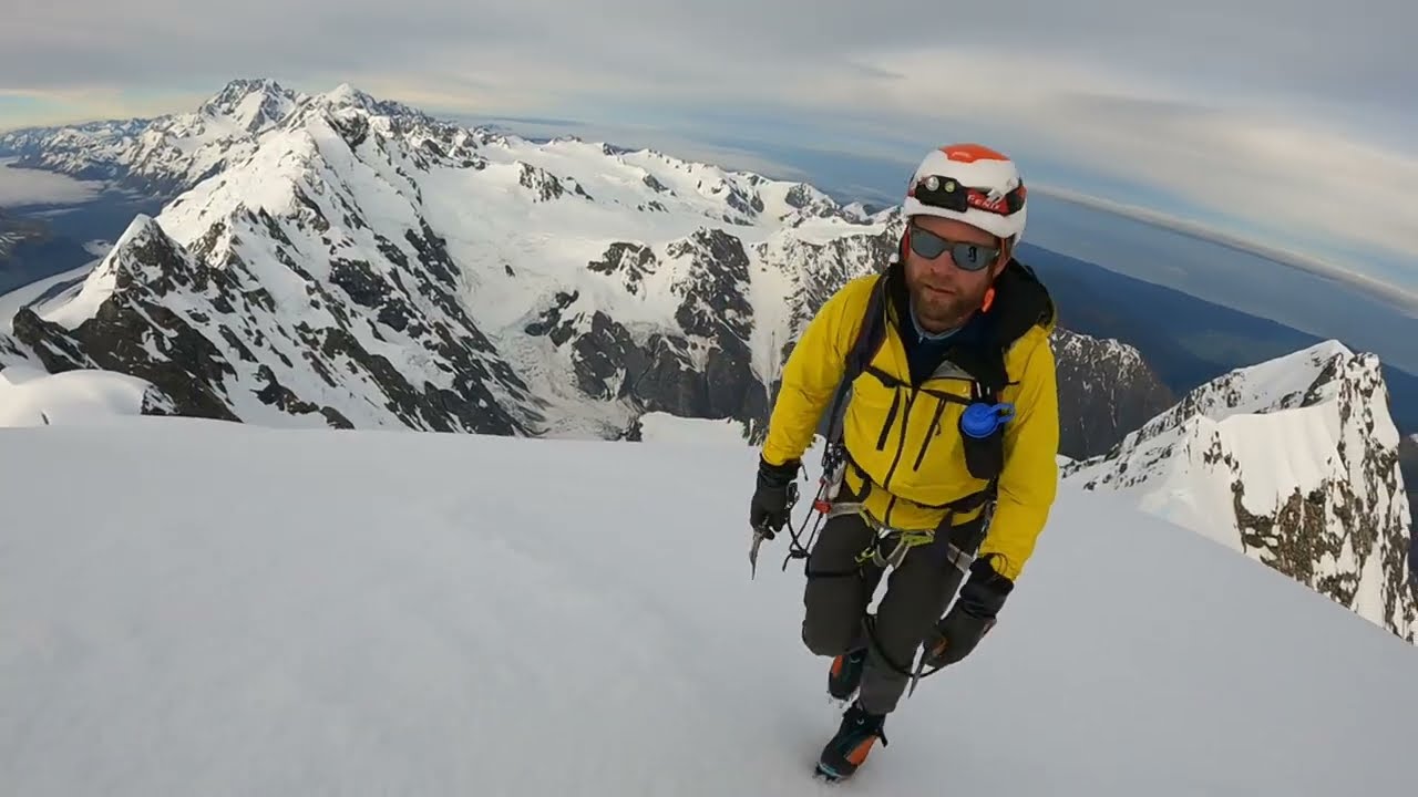 Centennial Summits: Minarets & Elie de Beaumont