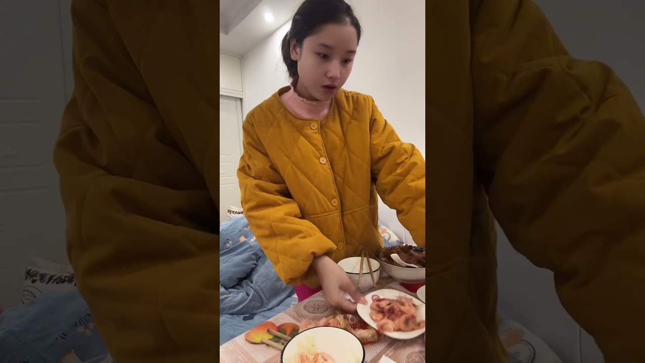 （2326）牛牛阿娜日常生活 阿娜回中国的日常