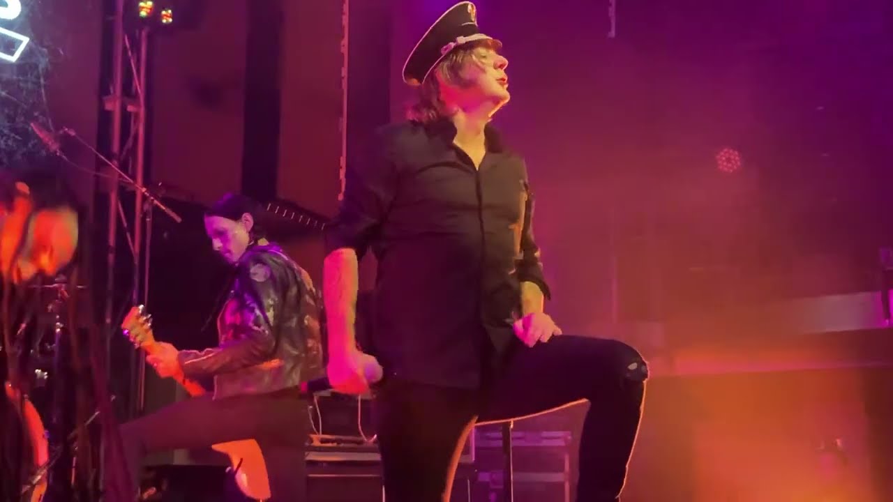 Deathstars - All The Devils Toys (Live, Chile)
