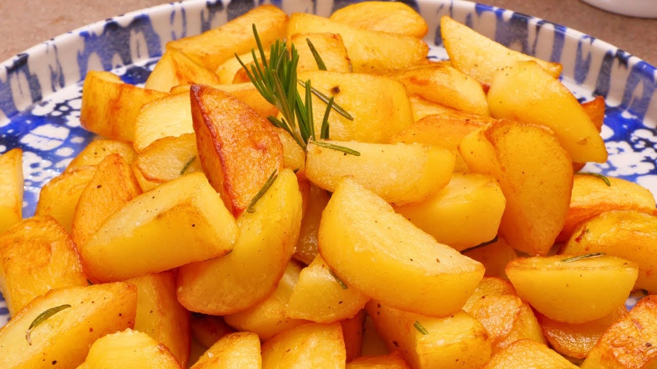 PATATE IN PADELLA AL BURRO E ROSMARINO
