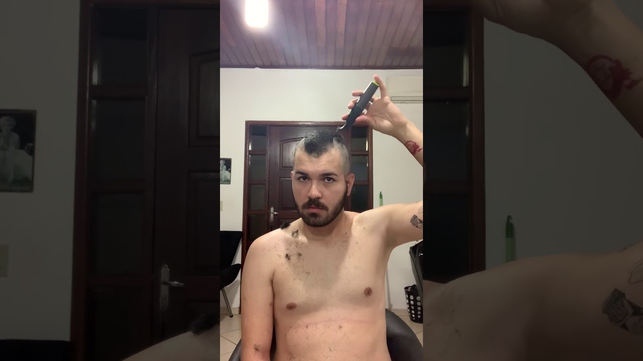 Raspando o cabelo novamente