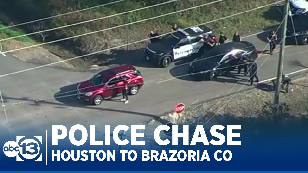 Police chase comes to end on county road in Brazoria County