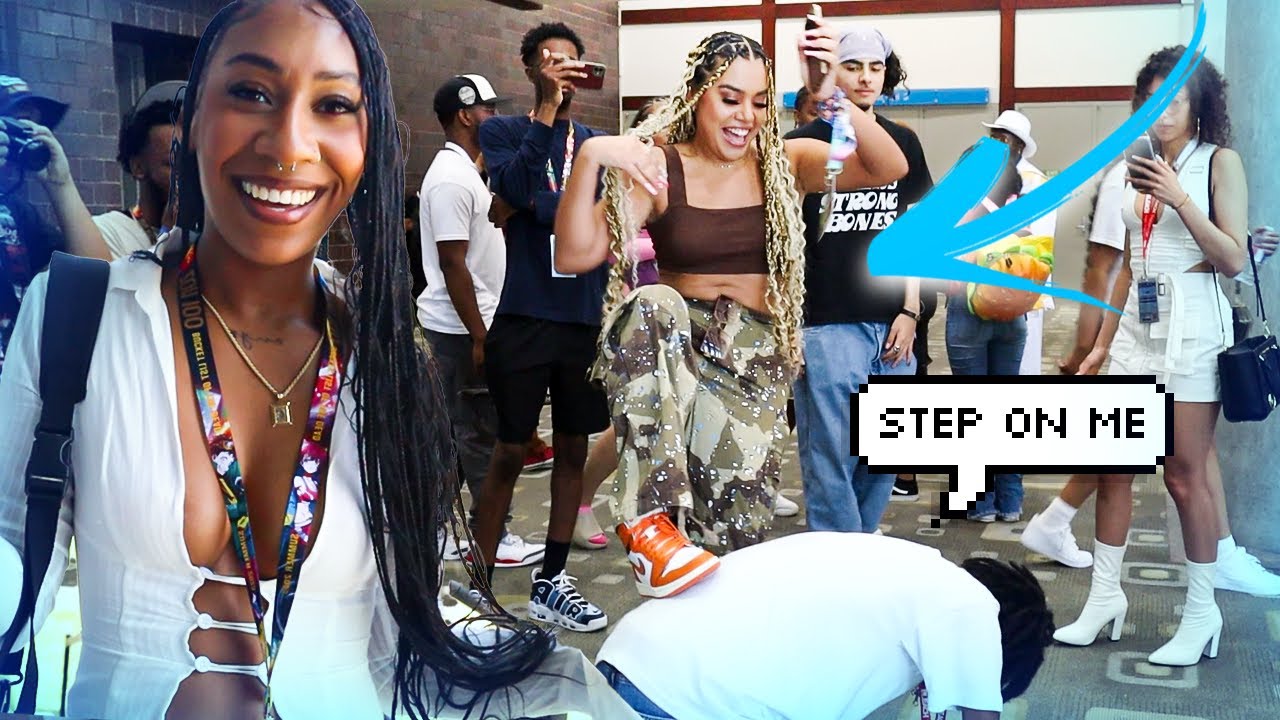HE ASKED HER TO STEP ON HIM?!? | ☁️ Dreamcon Vlog ☁️