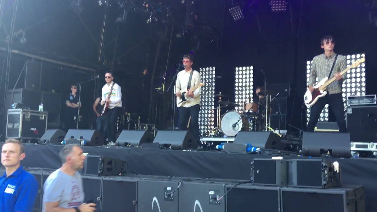 Twisted Wheel - Finsbury Park - Lucy The Castle