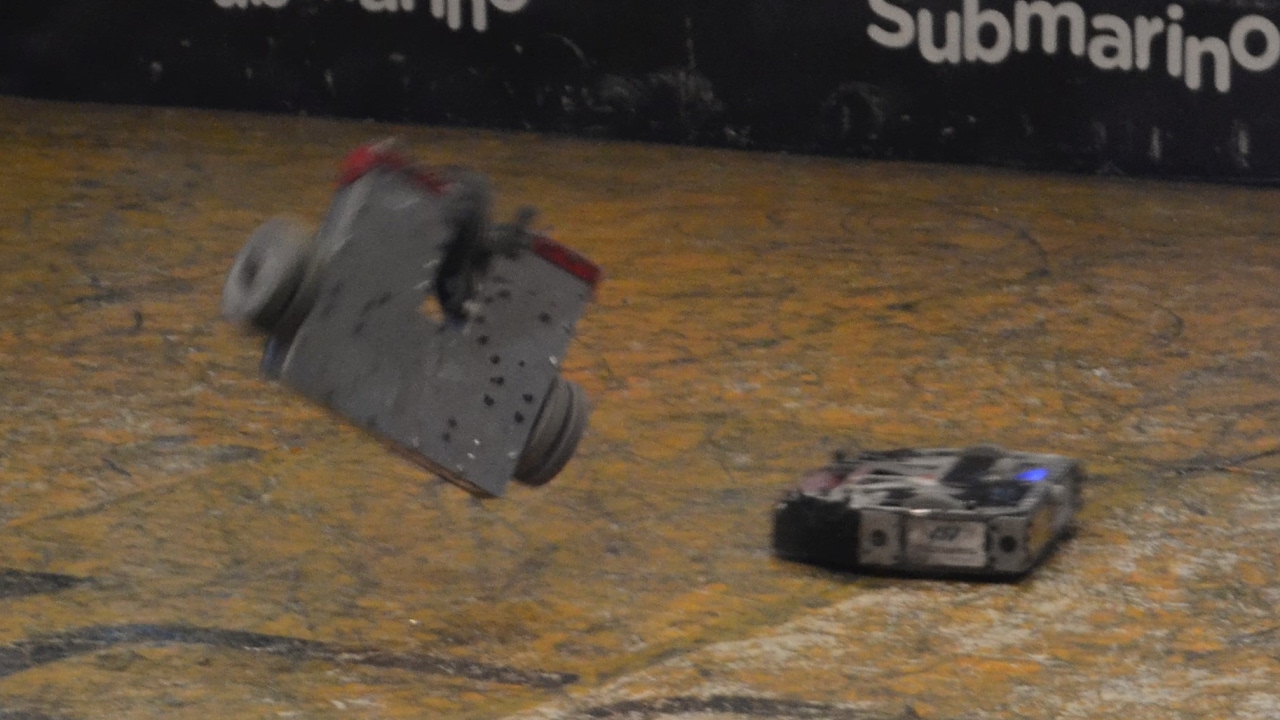 Armagedrum vs. Cérbero - Ultimate Robot Combat 2017