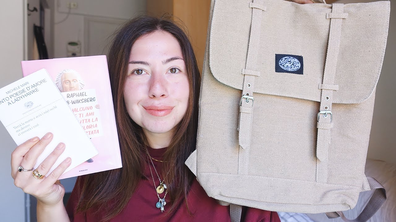 Parliamo dello zaino Einaudi (e dei libri che ho comprato per averlo)
