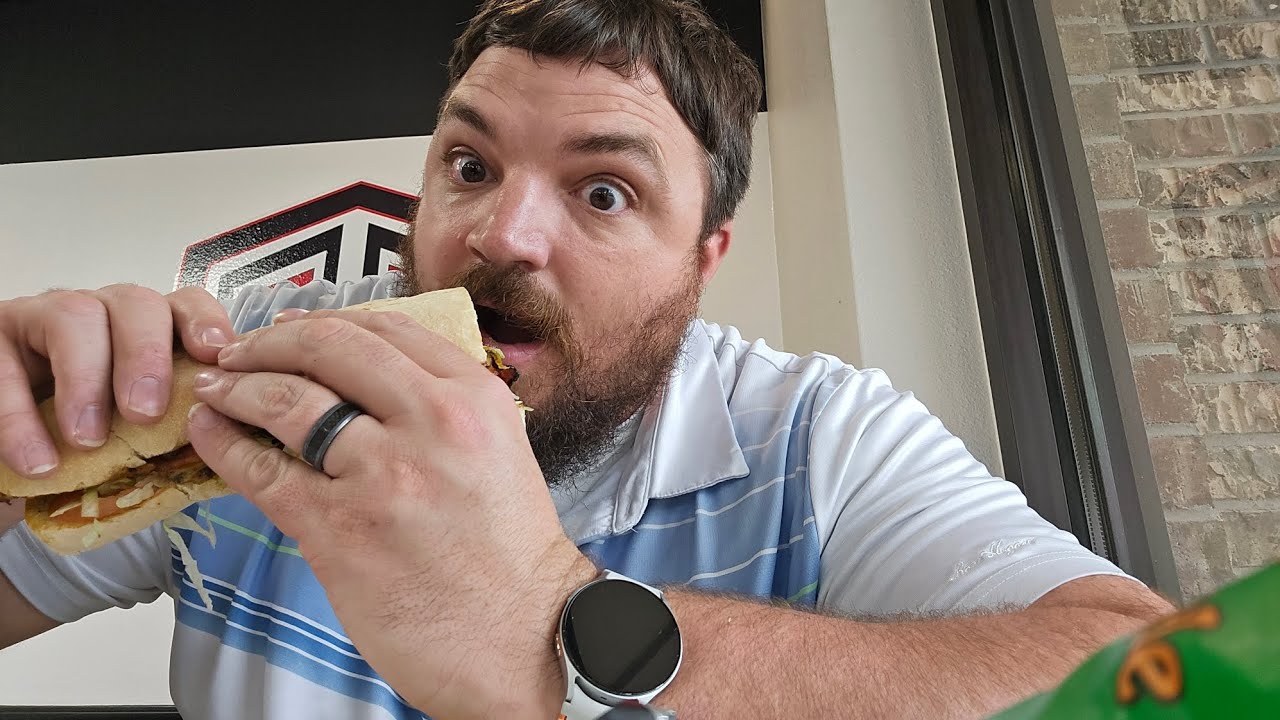 Bite the Bagel Sub sandwich review