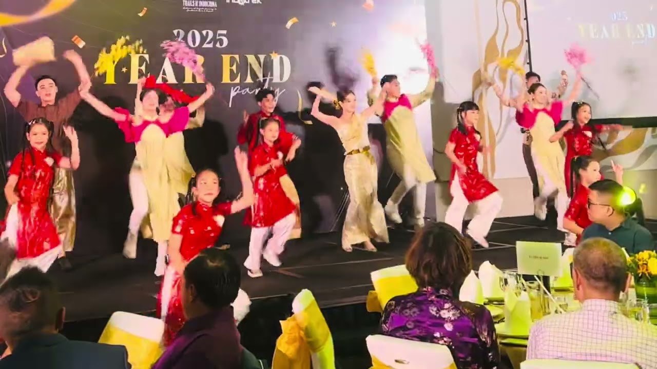 Ngày Xuân Rực Rỡ- Vũ đoàn B&D Kid- cô Xuân 0918143634