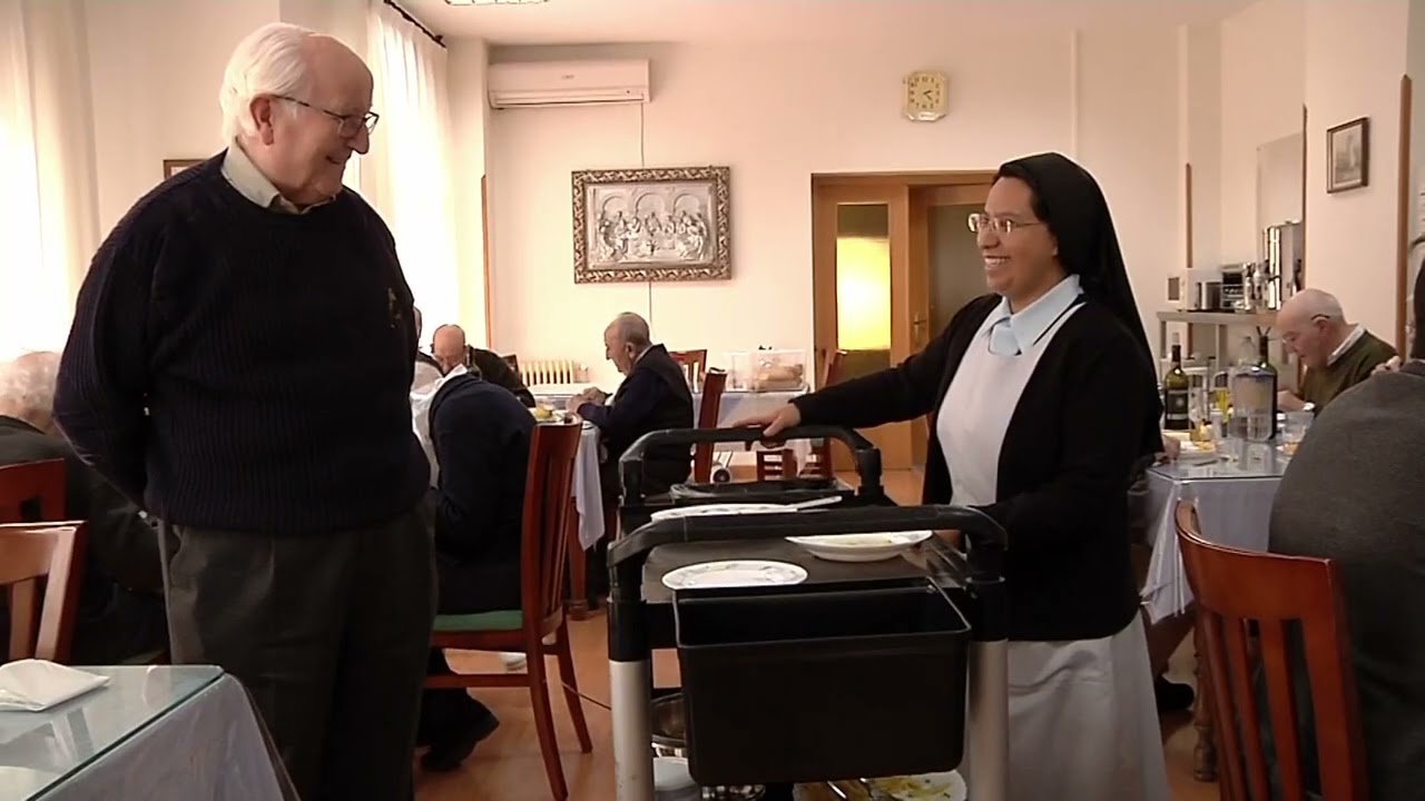 11. A las Casas Sacerdotales