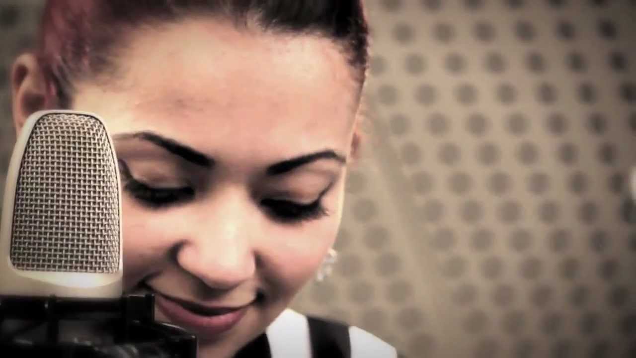 N&atilde;o Volte - Amanda Lyra