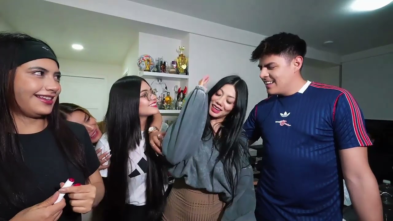 CAMINO AL GYM CON LAS &Ntilde;A&Ntilde;AS 🏋🏻&zwj;♀️ | KIKE JAV