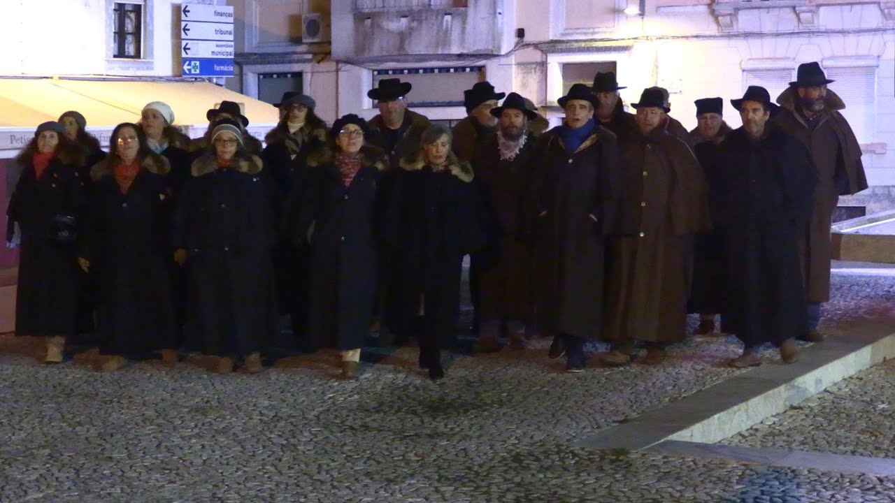 “Em noite de Reis: ‘Cantadores e cantadeiras de Redondo cantaram como quem guarda o que é nosso’”