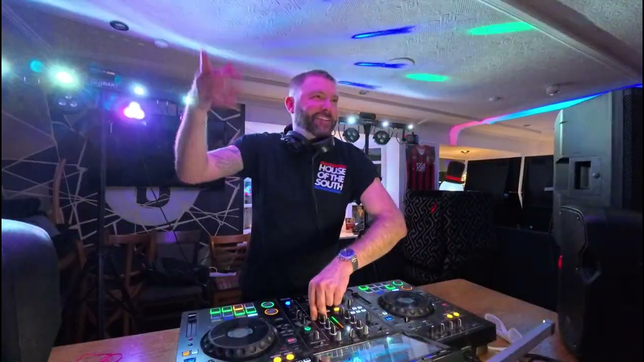 Kris Too Far Live @ Public House (House of the South) &mdash; Trance Classics & Modern Trance