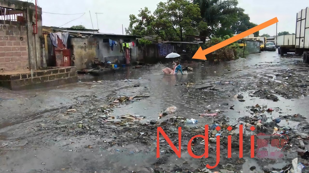 URGENT🚨 KINSHASA LA PLUIE CAUSE DES ACCIDENTS GRAVES DANS LA COMMUNE DE NDJILI. 